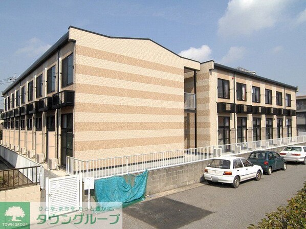 レオパレスドエルの物件外観写真